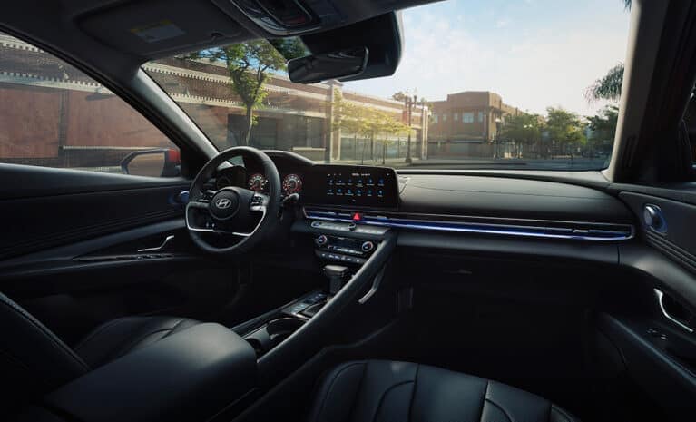 2024 Hyundai Elantra interior
