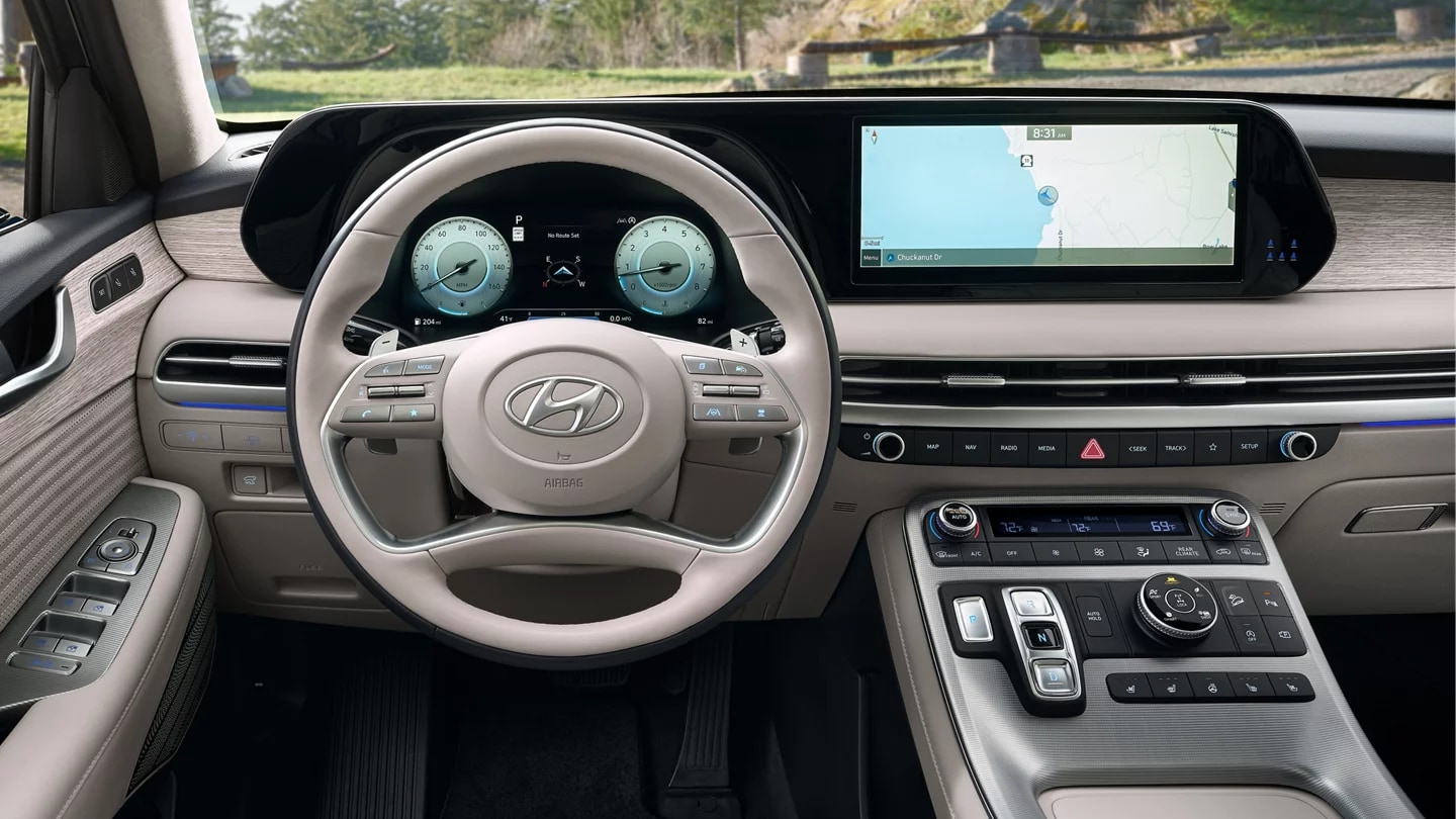 2024 Chevrolet Traverse interior