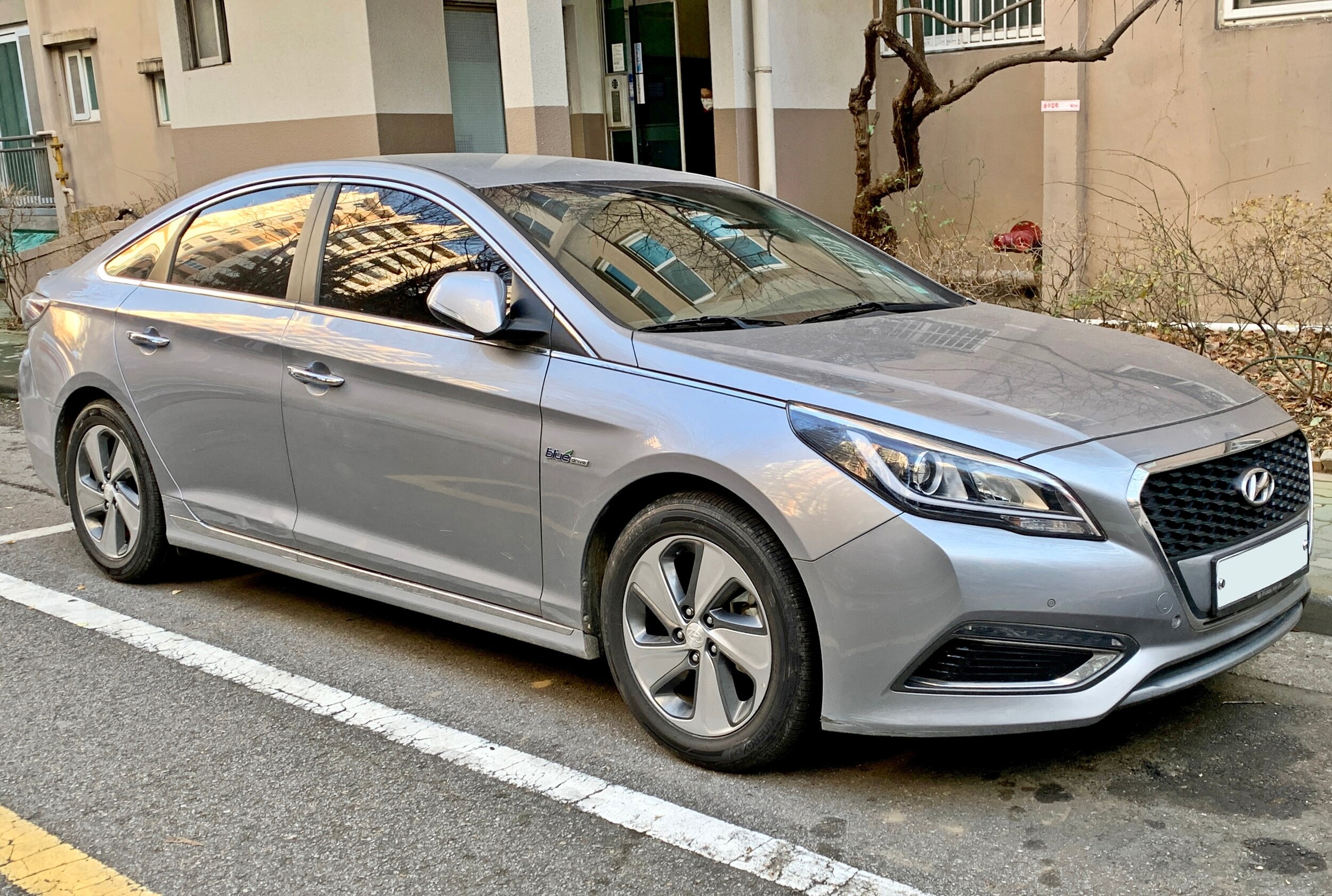 The Hybrid Hyundai Sonata