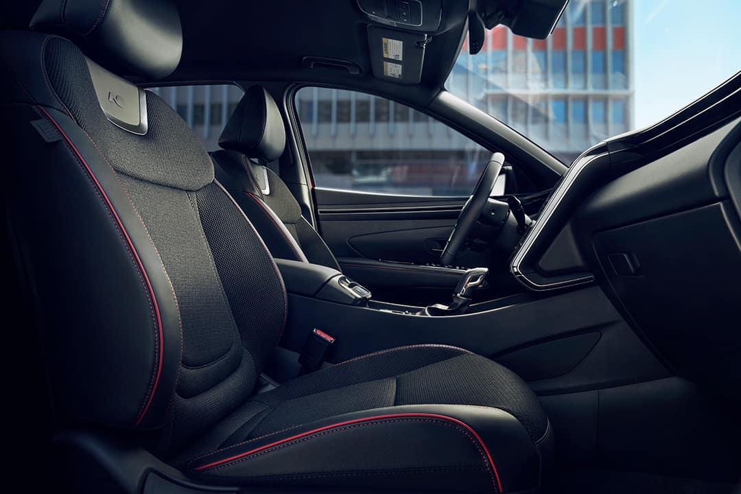 2023 Hyundai Tucson interior