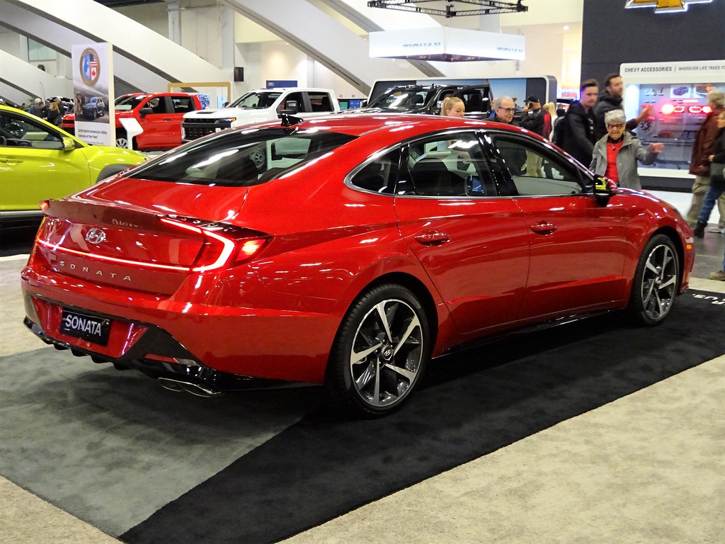The exterior of the 2020 hybrid Hyundai Sonata