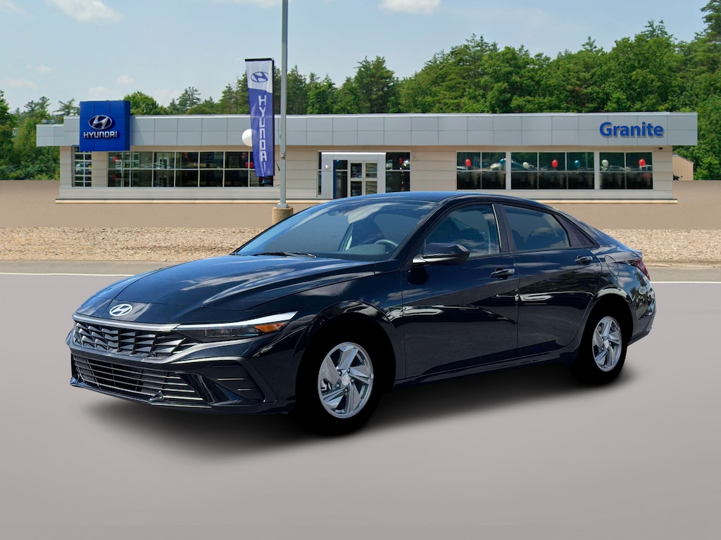 New 2026 Hyundai Elantra SE Sedan