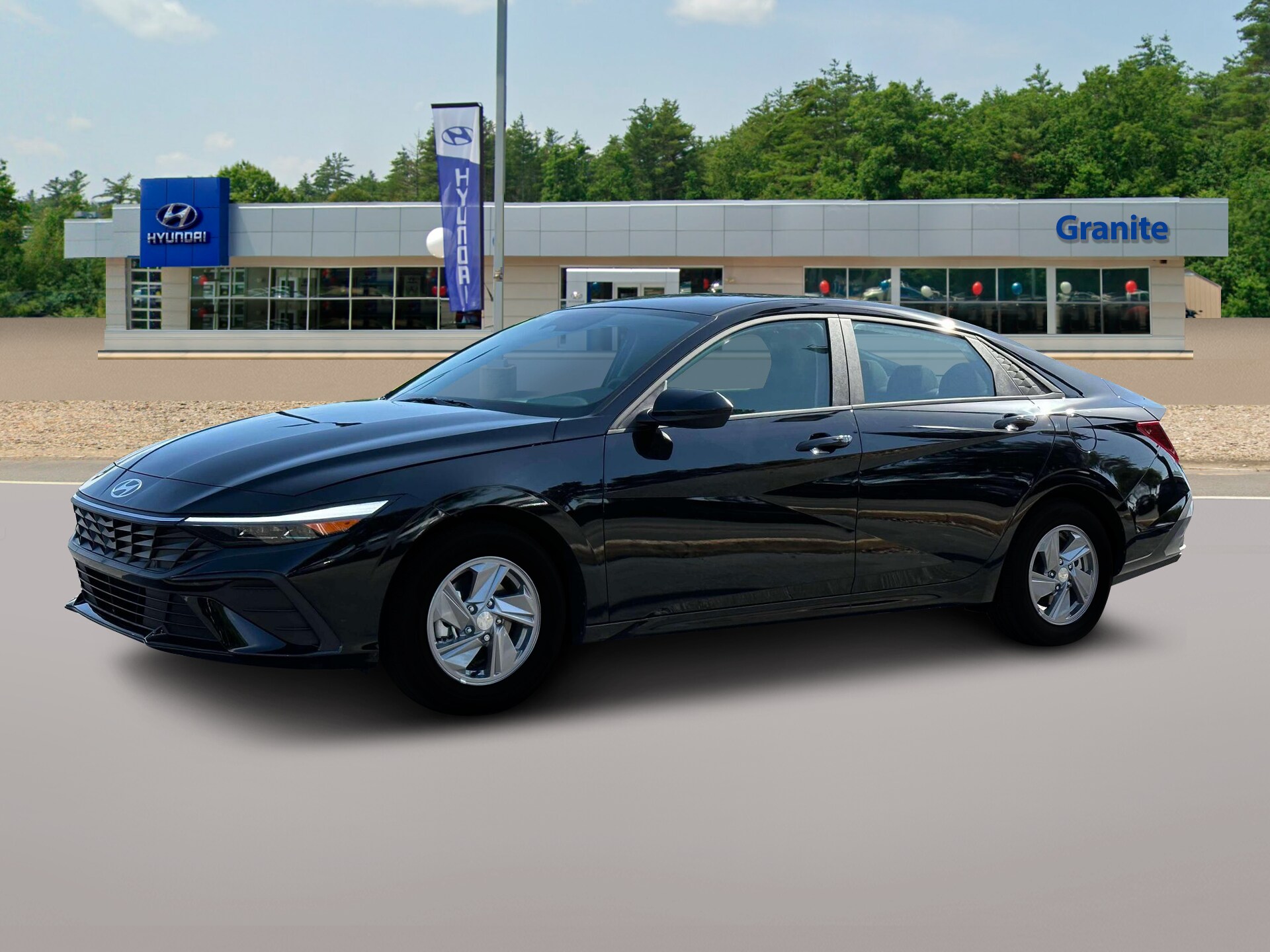 2025 Hyundai Elantra SE photo 2