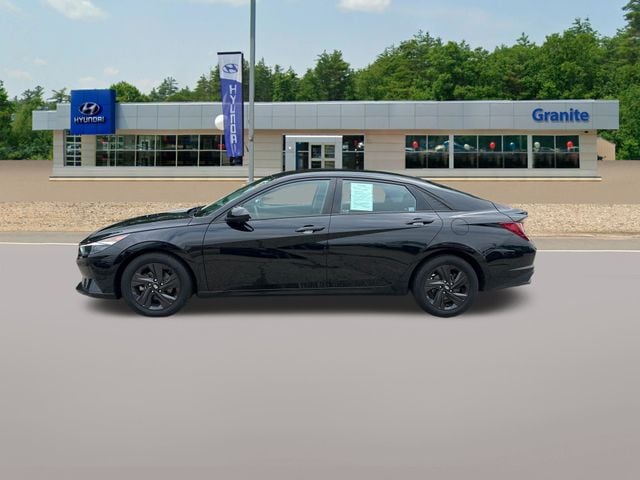 2021 Hyundai Elantra SEL - Photo 10