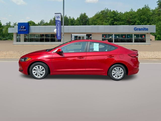 2017 Hyundai Elantra SE - Photo 10