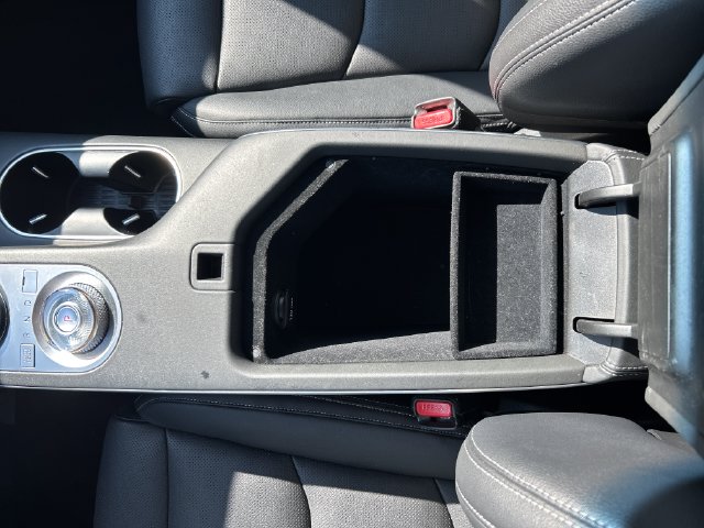 2025 GENESIS GV70 Standard - Photo 21