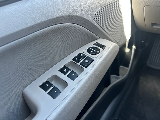2020 Hyundai Elantra Value Edition - Photo 12