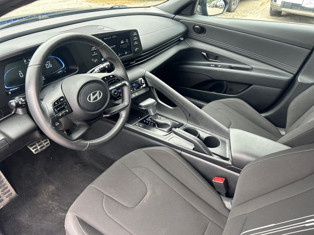 2025 Hyundai Elantra SEL - Photo 14