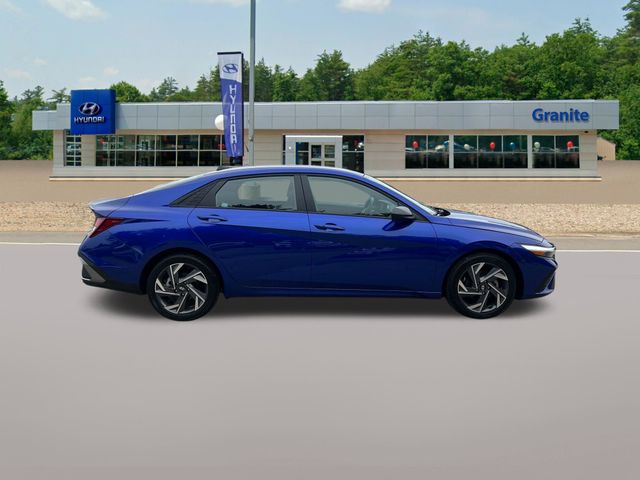 2025 Hyundai Elantra SEL - Photo 6
