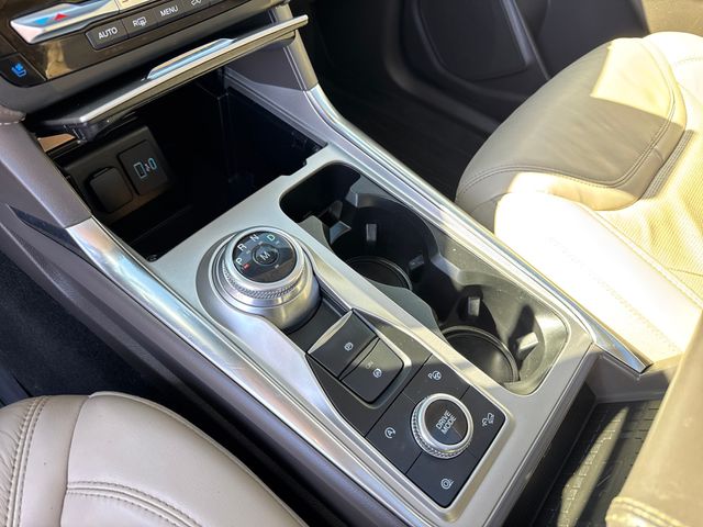 2020 Ford Explorer Platinum - Photo 16