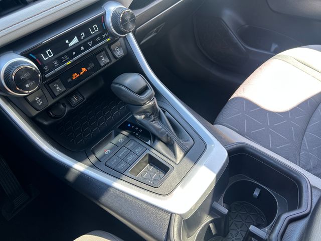 2024 Toyota RAV4 XLE - Photo 15