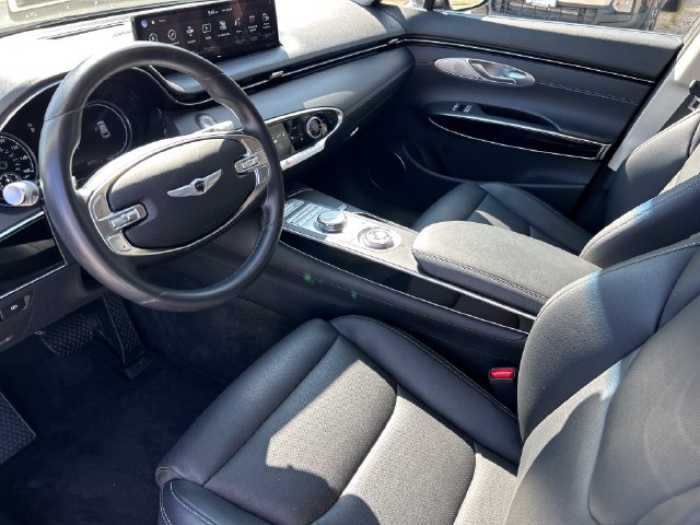 2025 GENESIS GV70 Standard - Photo 14
