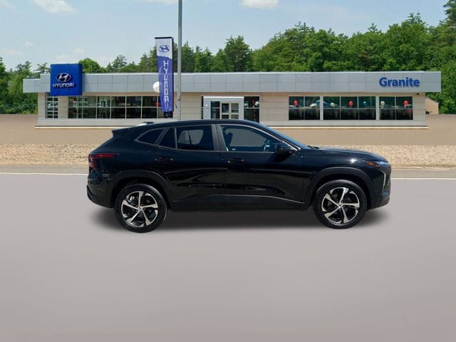 2024 Chevrolet Trax RS - Photo 6
