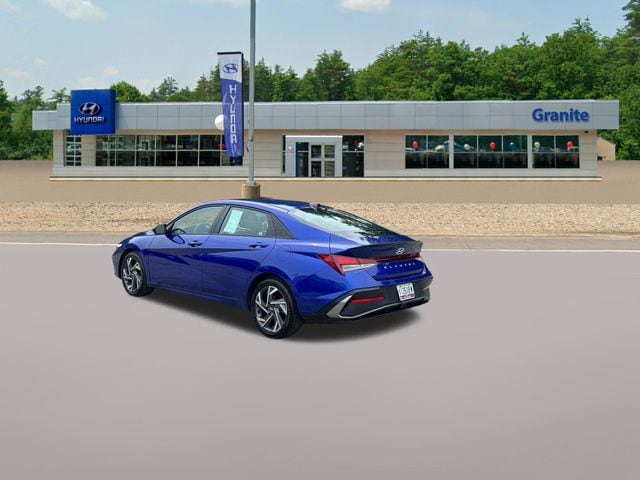 2025 Hyundai Elantra SEL - Photo 9