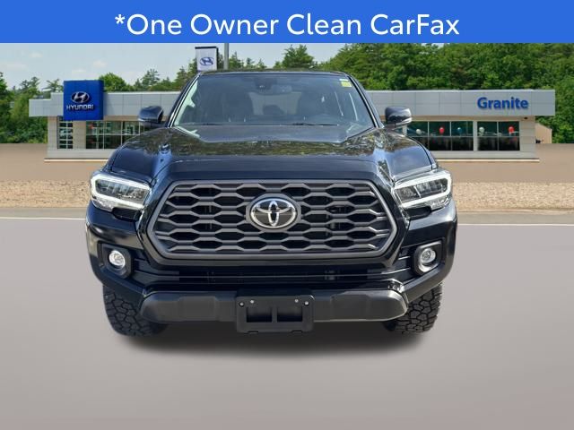 2021 Toyota Tacoma TRD Off-Road photo 3