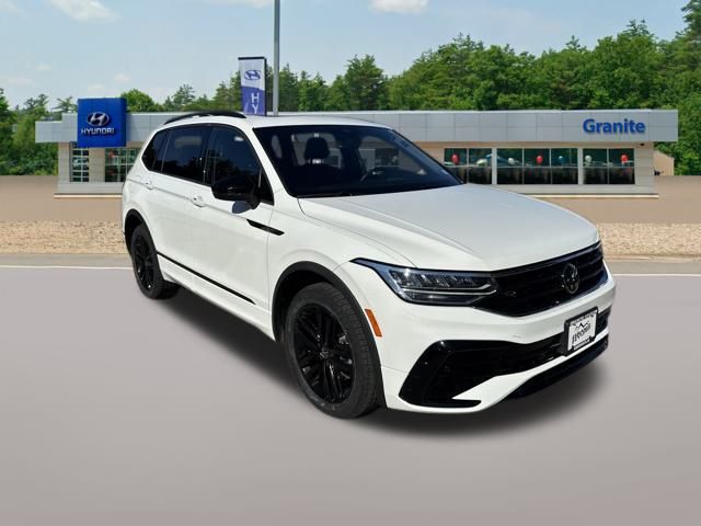2022 Volkswagen Tiguan SE R-Line Black photo 3