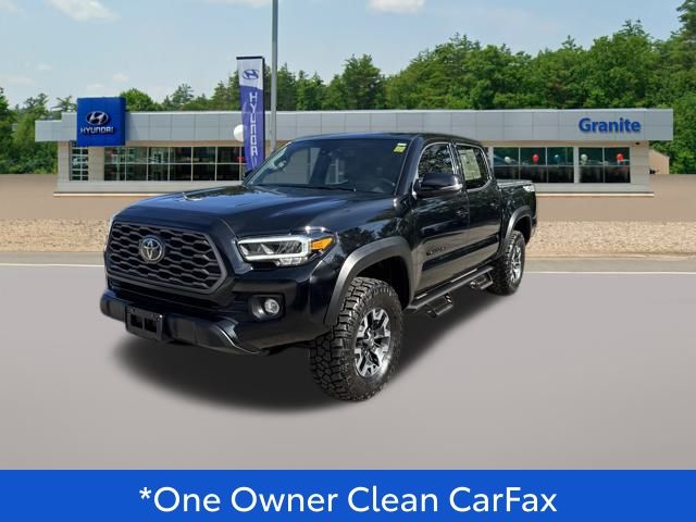 2021 Toyota Tacoma TRD Off-Road photo 2