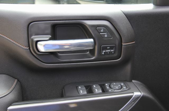 2023 GMC Sierra 2500HD AT4 - Photo 23