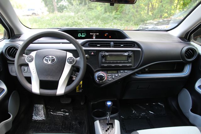 2013 Toyota Prius c Two - Photo 27