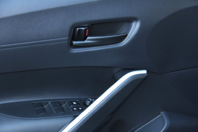 2026 Toyota Corolla Cross LE - Photo 17