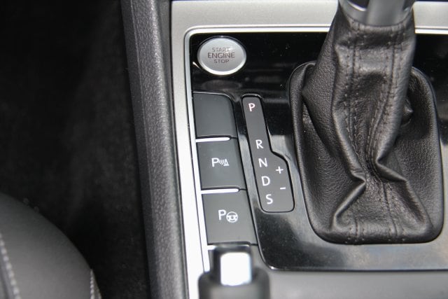 2020 Volkswagen Passat SEL - Photo 29