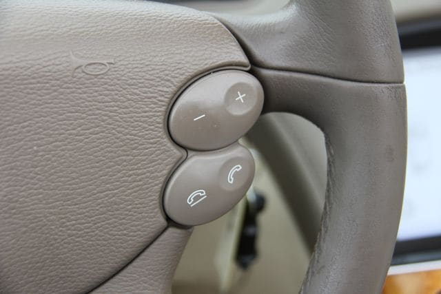 2008 Mercedes-Benz SL-Class SL550 - Photo 25
