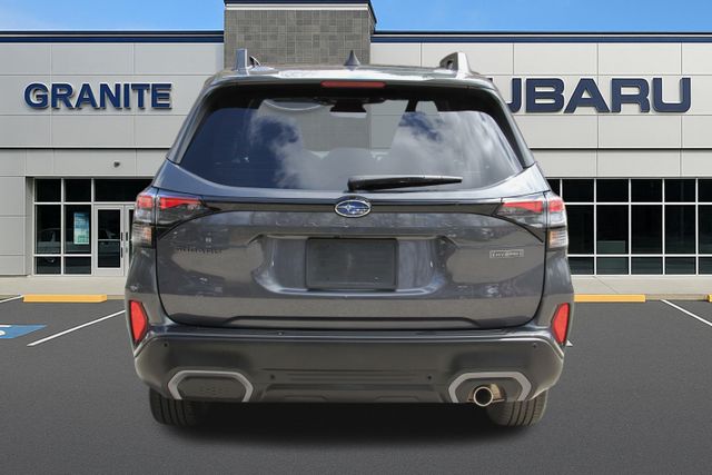 2025 Subaru Forester Limited - Photo 9