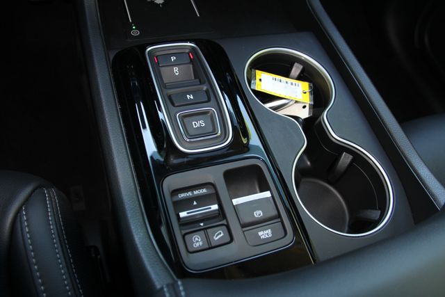 2025 Honda Pilot Touring - Photo 32