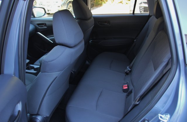 2026 Toyota Corolla Cross LE - Photo 31