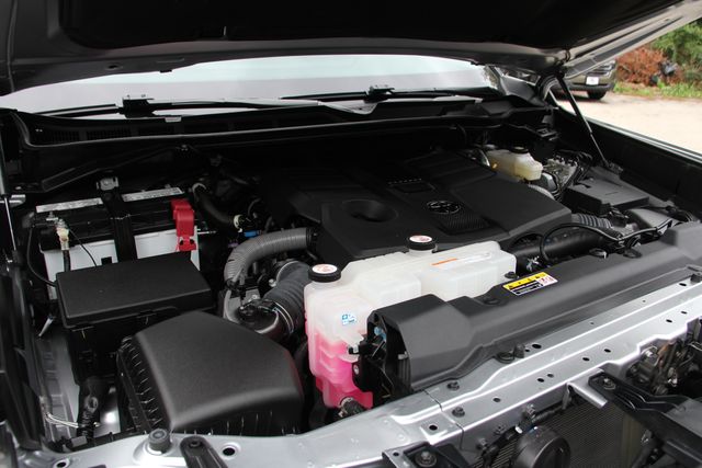 2024 Toyota Tundra SR5 - Photo 16