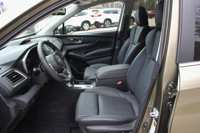 2025 Subaru Ascent Limited - Photo 17