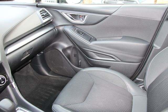 2024 Subaru Forester Premium - Photo 30