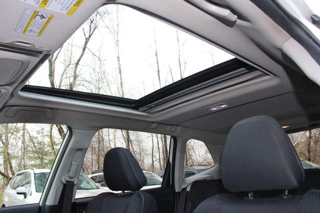 2024 Subaru Forester Premium - Photo 18