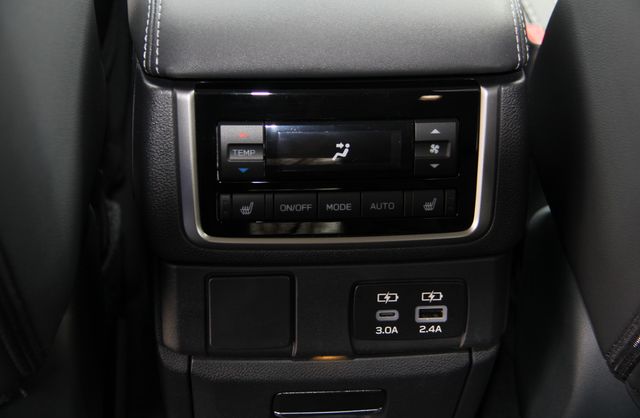 2025 Subaru Ascent Limited - Photo 33