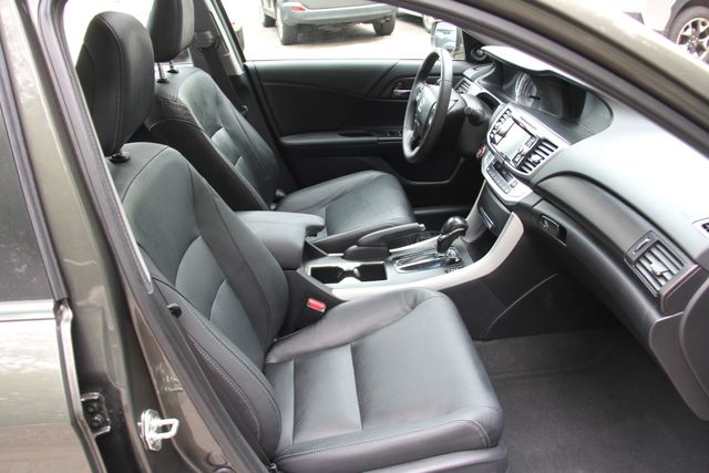 2013 Honda Accord EX-L - Photo 34