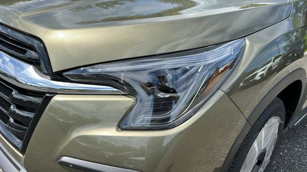 New 2025 Subaru Ascent Limited 7-Passenger SUV