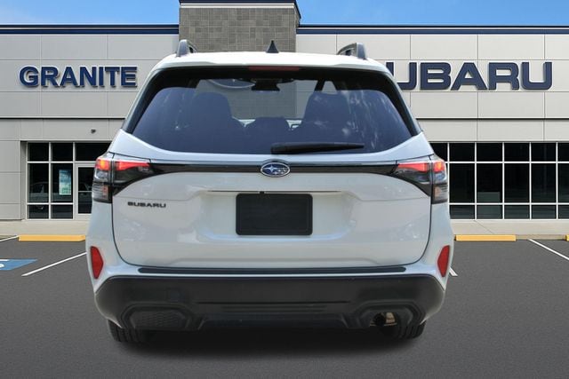2025 Subaru Forester Premium - Photo 9