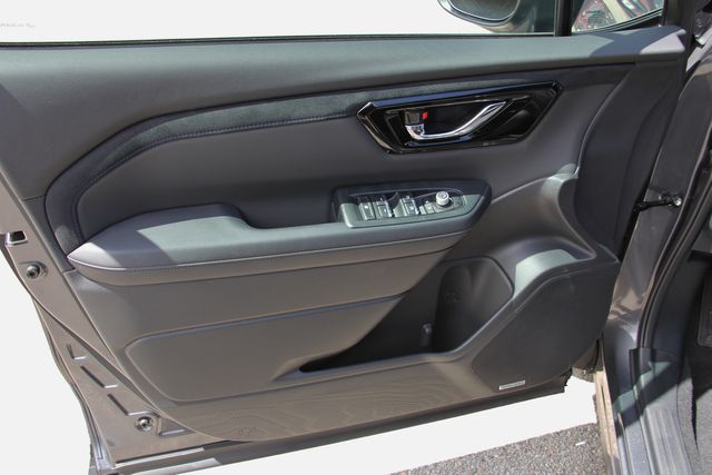2025 Subaru Forester Limited - Photo 16