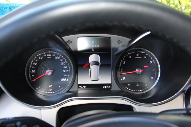 2019 Mercedes-Benz GLC GLC300 - Photo 24