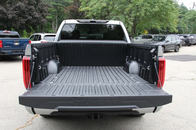 2024 Toyota Tundra SR5 - Photo 10