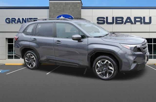 2025 Subaru Forester Premium - Photo 13