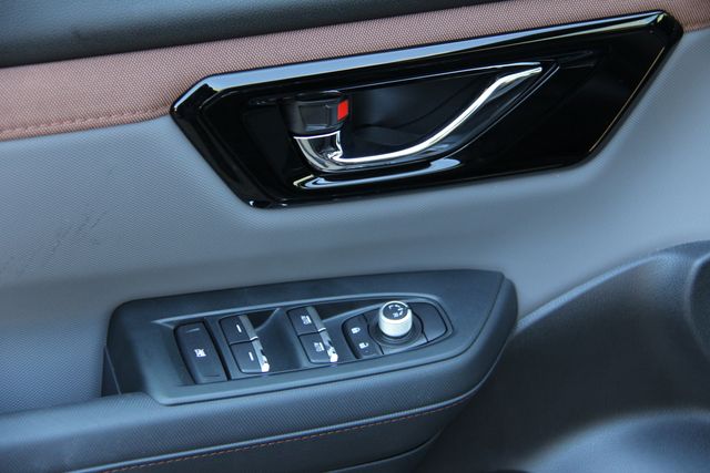 2025 Subaru Forester Sport - Photo 17