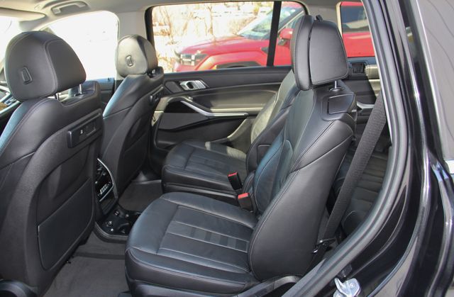 2019 BMW X7 40i - Photo 34