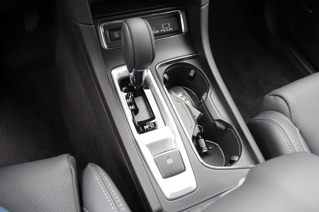 2025 Subaru Ascent Limited - Photo 28