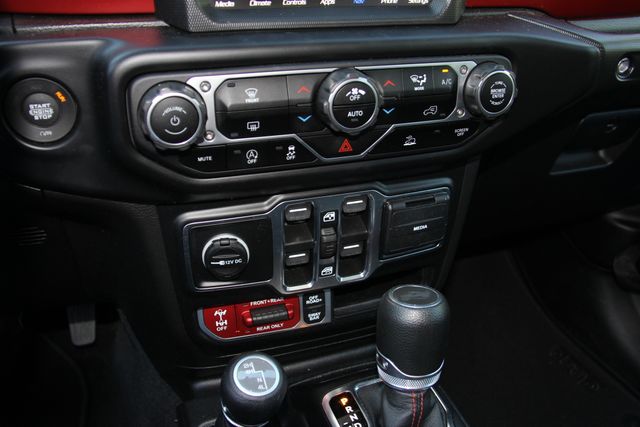 2023 Jeep Wrangler 4-Door Rubicon - Photo 22