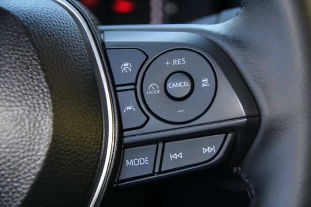 2026 Toyota Corolla Cross LE - Photo 23