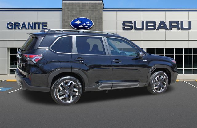 2025 Subaru Forester Limited - Photo 8