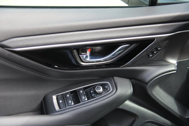 2024 Subaru Outback Touring - Photo 17