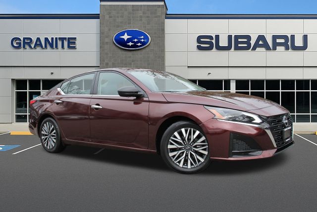 Used 2024 Nissan Altima SV with VIN 1N4BL4DV5RN336990 for sale in Hudson, NH