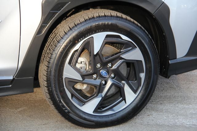 2025 Subaru Crosstrek Limited - Photo 13
